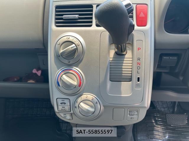 Honda MOBILIO 2006-02 7877925-23