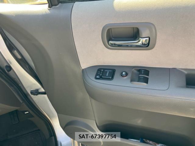Honda MOBILIO 2006-02 8562747-9