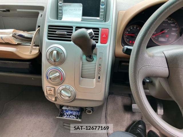 Honda MOBILIO 2005-02 8660356-18