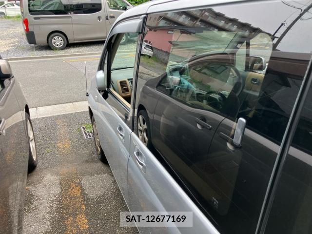 Honda MOBILIO 2005-02 8660356-6