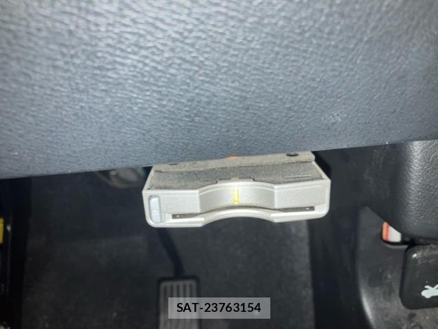 Honda MOBILIO SPIKE 2006-03 8849945-10