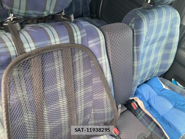 Honda MOBILIO SPIKE 2007-10 8880886-12