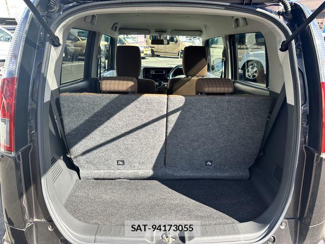 Nissan MOCO 2013-03 1041708-16