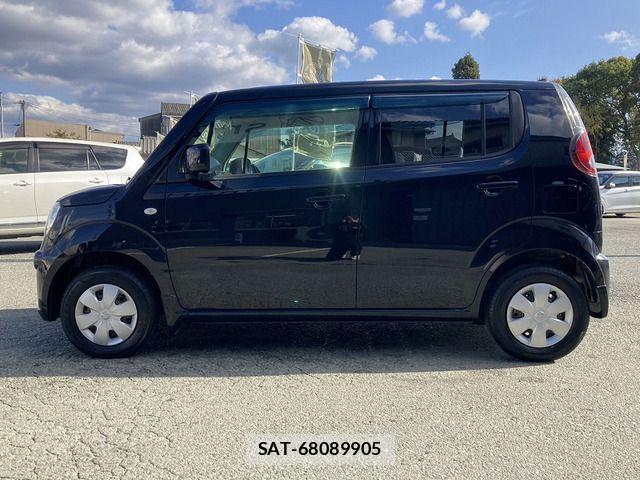 Nissan MOCO 2012-10 1060501-4