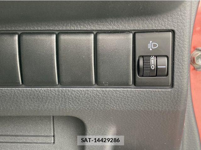 Nissan MOCO 2011-05 1060499-16
