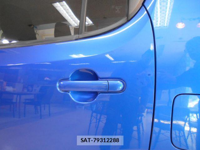Nissan MOCO 2013-02 1386641-19