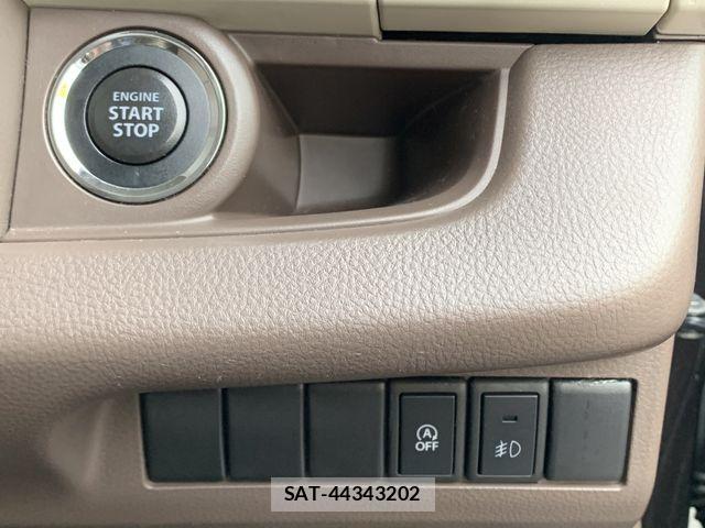 Nissan MOCO 2014-02 1496110-13