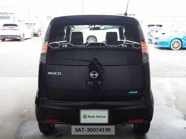 Nissan MOCO 2014-08 3676644-20