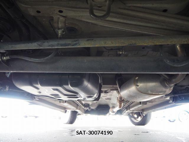 Nissan MOCO 2014-08 3676644-21