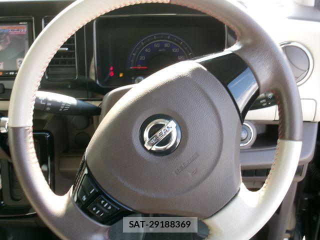 Nissan MOCO 2015-01 3676645-15