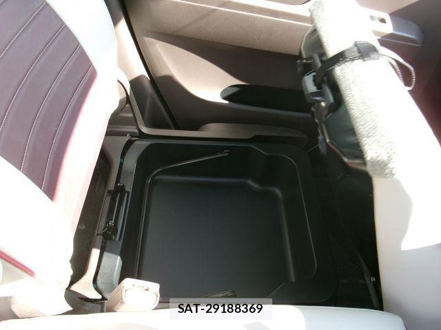 Nissan MOCO 2015-01 3676645-22