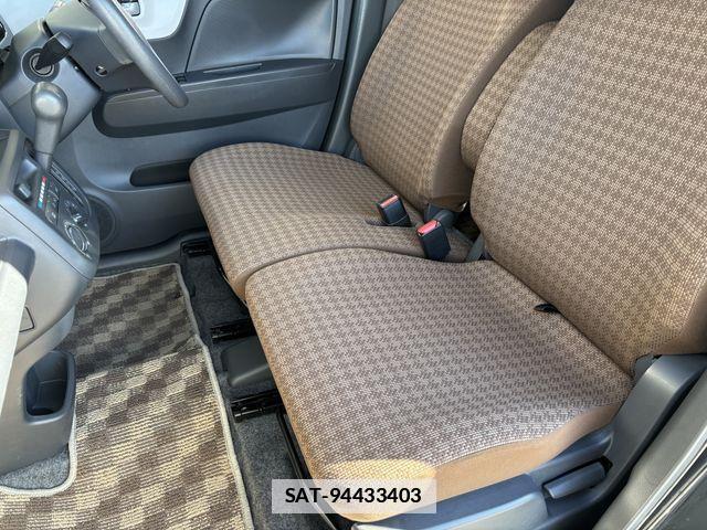 Nissan MOCO 2013-12 4393511-11