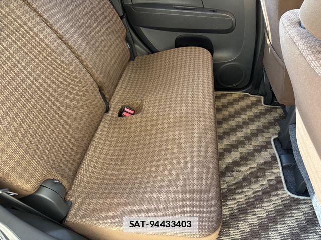 Nissan MOCO 2013-12 4393511-14