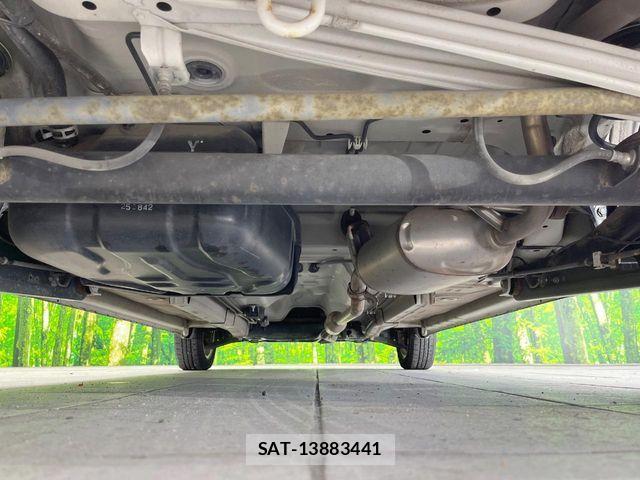 Nissan MOCO 2015-04 6217102-18