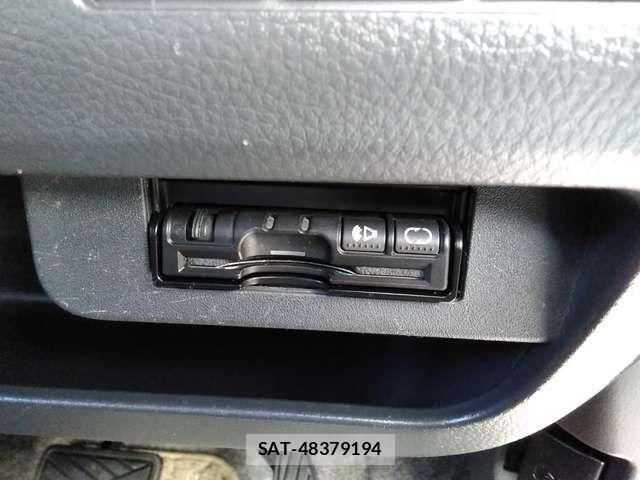 Nissan MOCO 2011-03 6305327-18