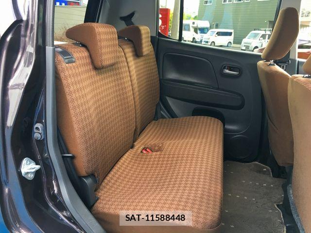 Nissan MOCO 2013-09 6672578-16