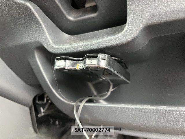 Nissan MOCO 2011-09 6672570-11