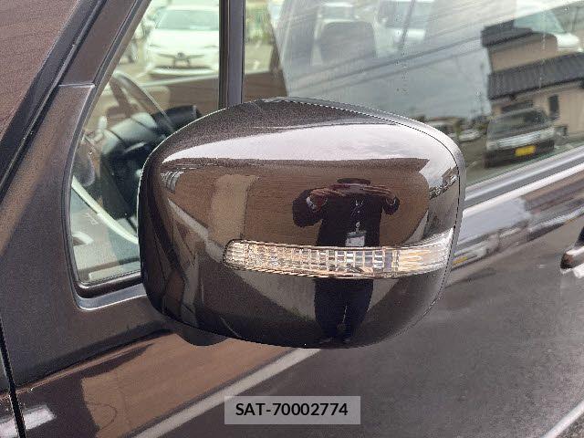 Nissan MOCO 2011-09 6672570-24