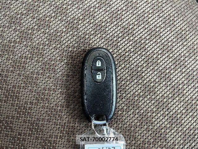 Nissan MOCO 2011-09 6672570-25