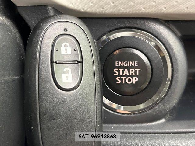 Nissan MOCO 2011-06 6815995-4
