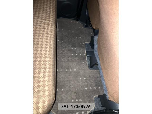 Nissan MOCO 2013-10 6995911-25