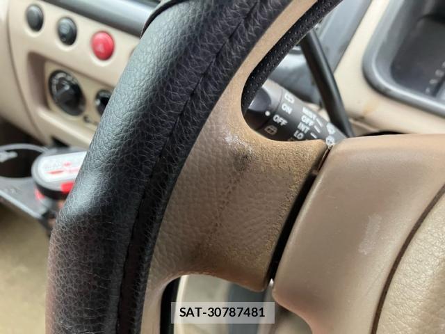 Nissan MOCO 2004-05 7020951-11