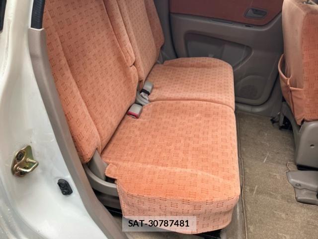 Nissan MOCO 2004-05 7020951-12