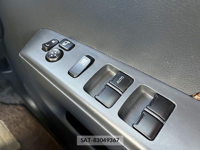 Nissan MOCO 2015-09 7222049-23