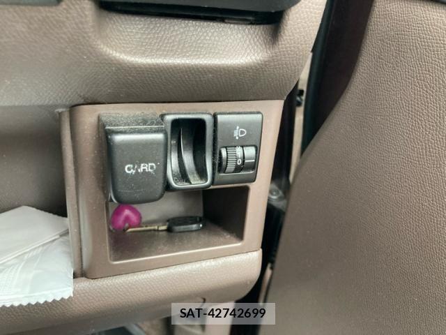 Nissan MOCO 2009-05 7222043-15