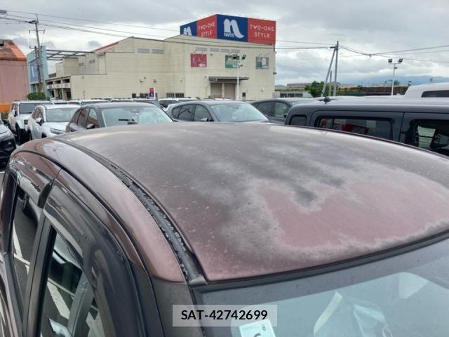 Nissan MOCO 2009-05 7222043-5