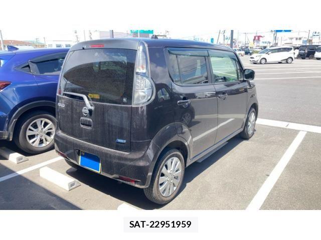 Nissan MOCO 2015-02 7271296-10