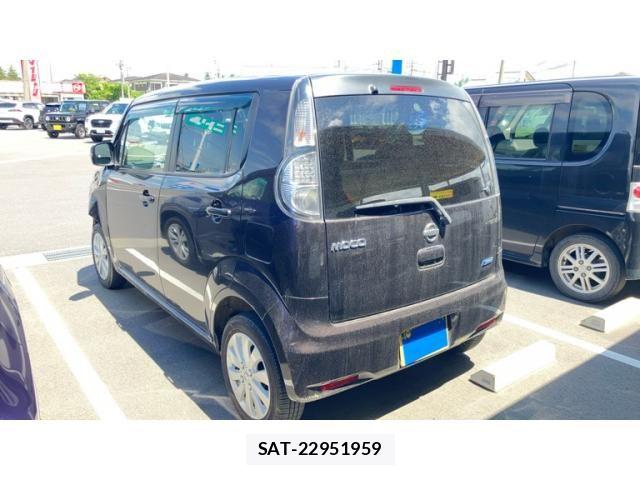 Nissan MOCO 2015-02 7271296-11