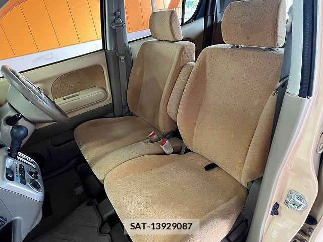 Nissan MOCO 2010-05 7271294-18