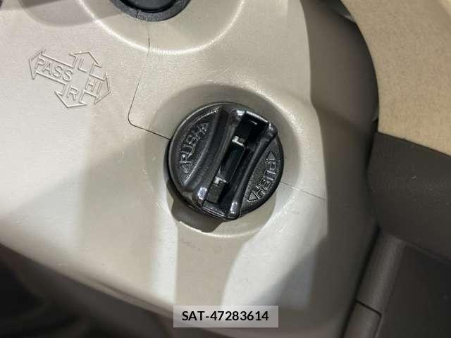 Nissan MOCO 2006-06 7328528-11