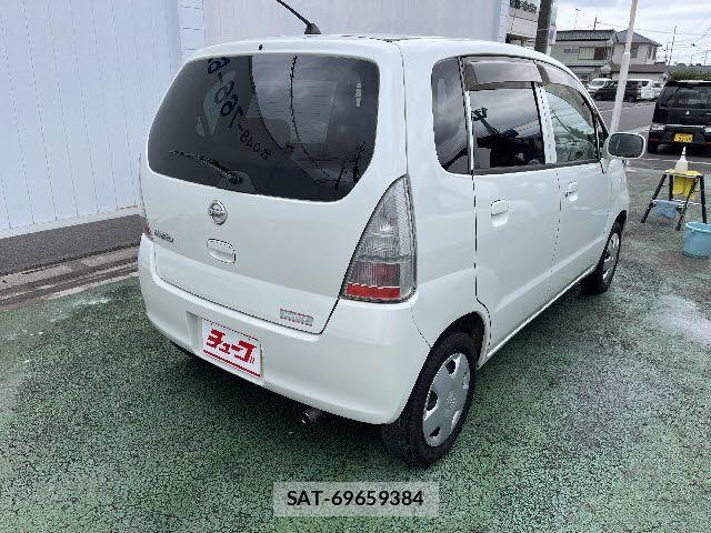 Nissan MOCO 2003-11 7328531-1