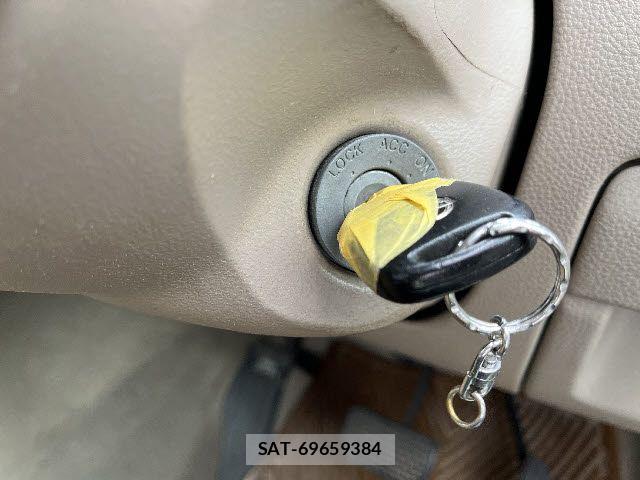 Nissan MOCO 2003-11 7328531-5