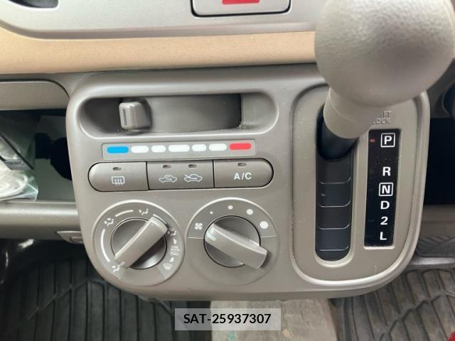 Nissan MOCO 2008-07 7328529-8