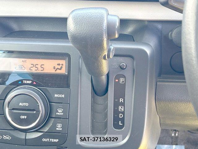 Nissan MOCO 2014-02 7328520-7