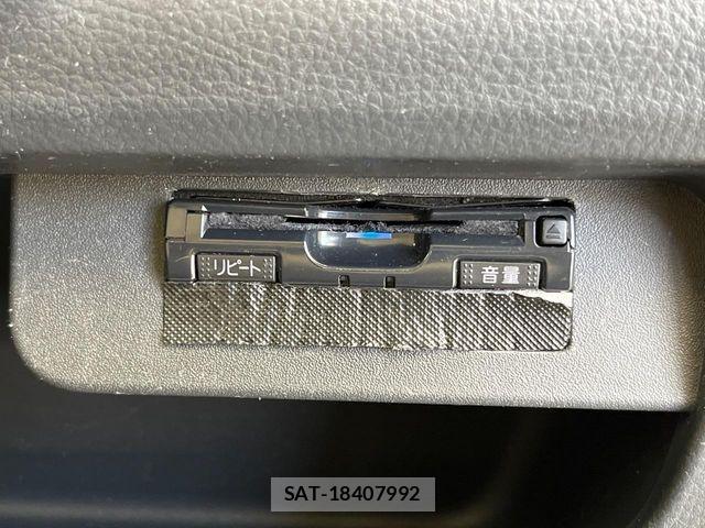 Nissan MOCO 2011-11 7358818-3