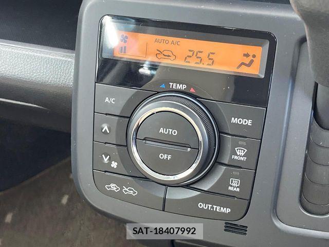 Nissan MOCO 2011-11 7358818-5