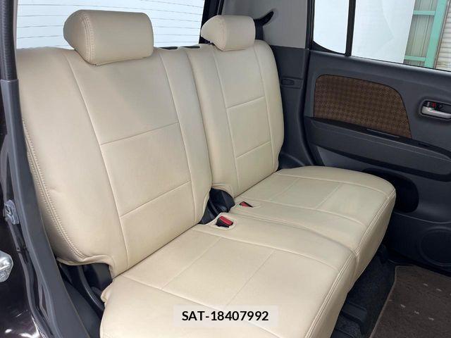 Nissan MOCO 2011-11 7358818-8