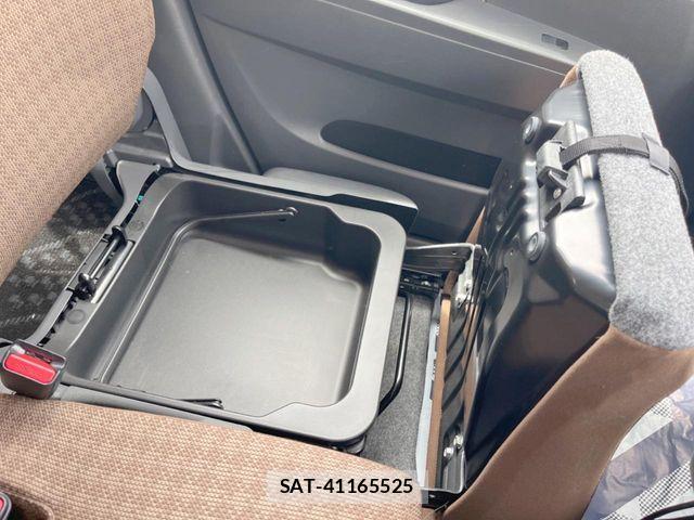 Nissan MOCO 2013-06 7392924-6