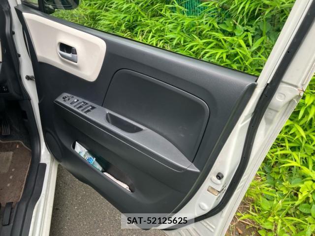 Nissan MOCO 2012-07 7392933-12