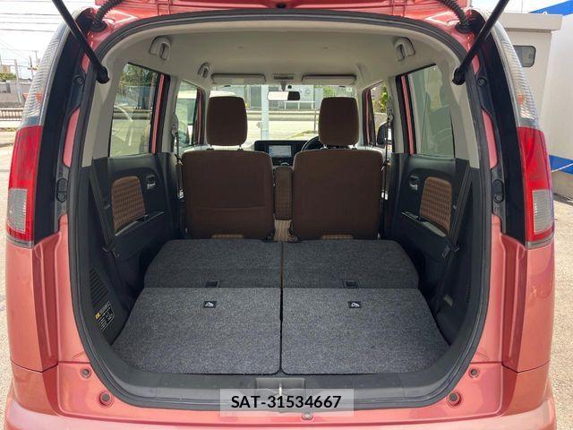 Nissan MOCO 2013-10 7392923-10