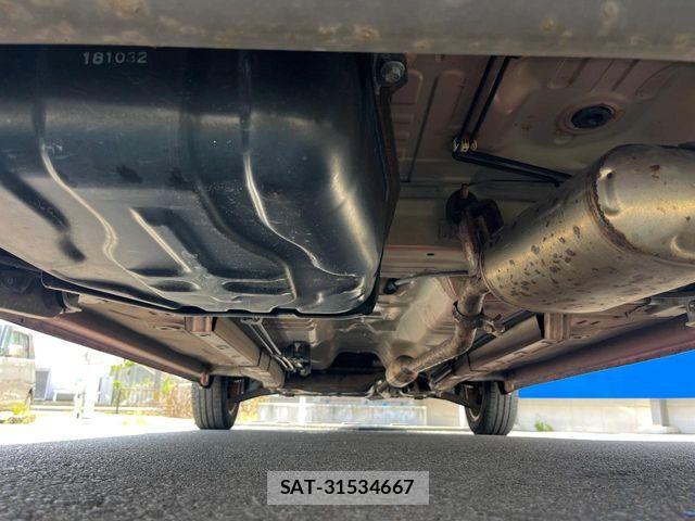 Nissan MOCO 2013-10 7392923-19