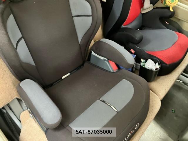 Nissan MOCO 2009-06 7392931-14