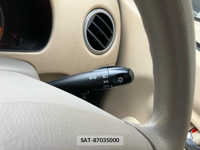 Nissan MOCO 2009-06 7392931-18