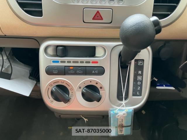 Nissan MOCO 2009-06 7392931-21