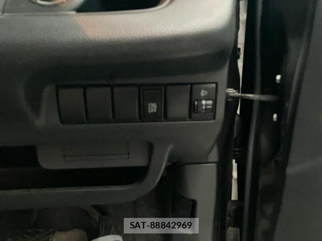 Nissan MOCO 2013-06 7392934-15