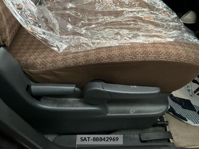 Nissan MOCO 2013-06 7392934-16